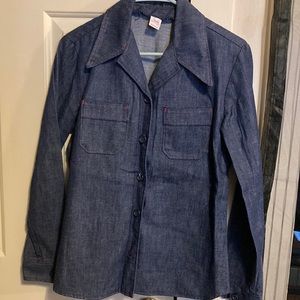 Lady wrangler long sleeve button up size M